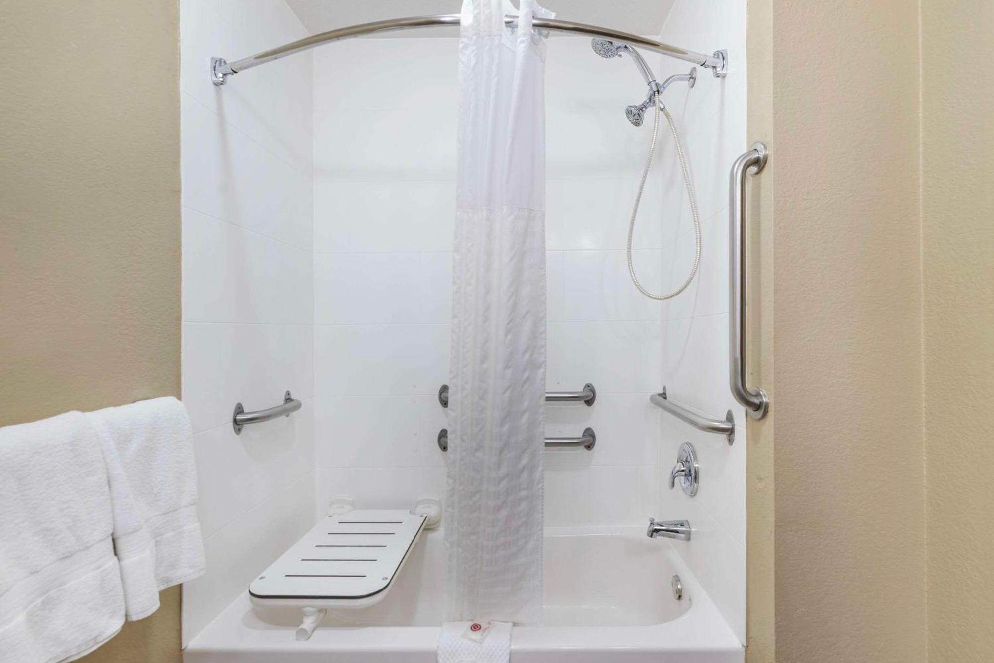 Comfort Inn Grain Valley Bagian luar foto