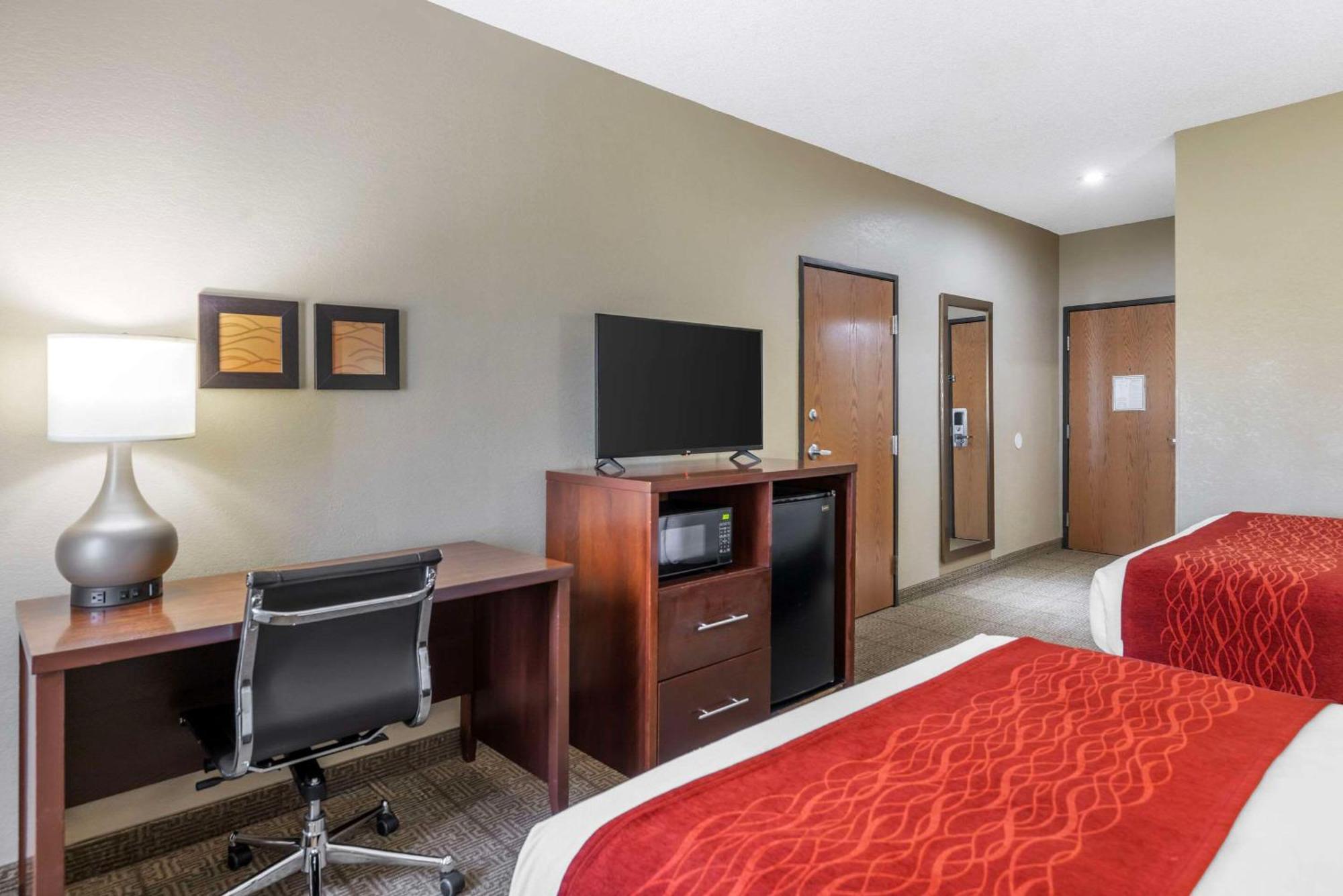 Comfort Inn Grain Valley Bagian luar foto