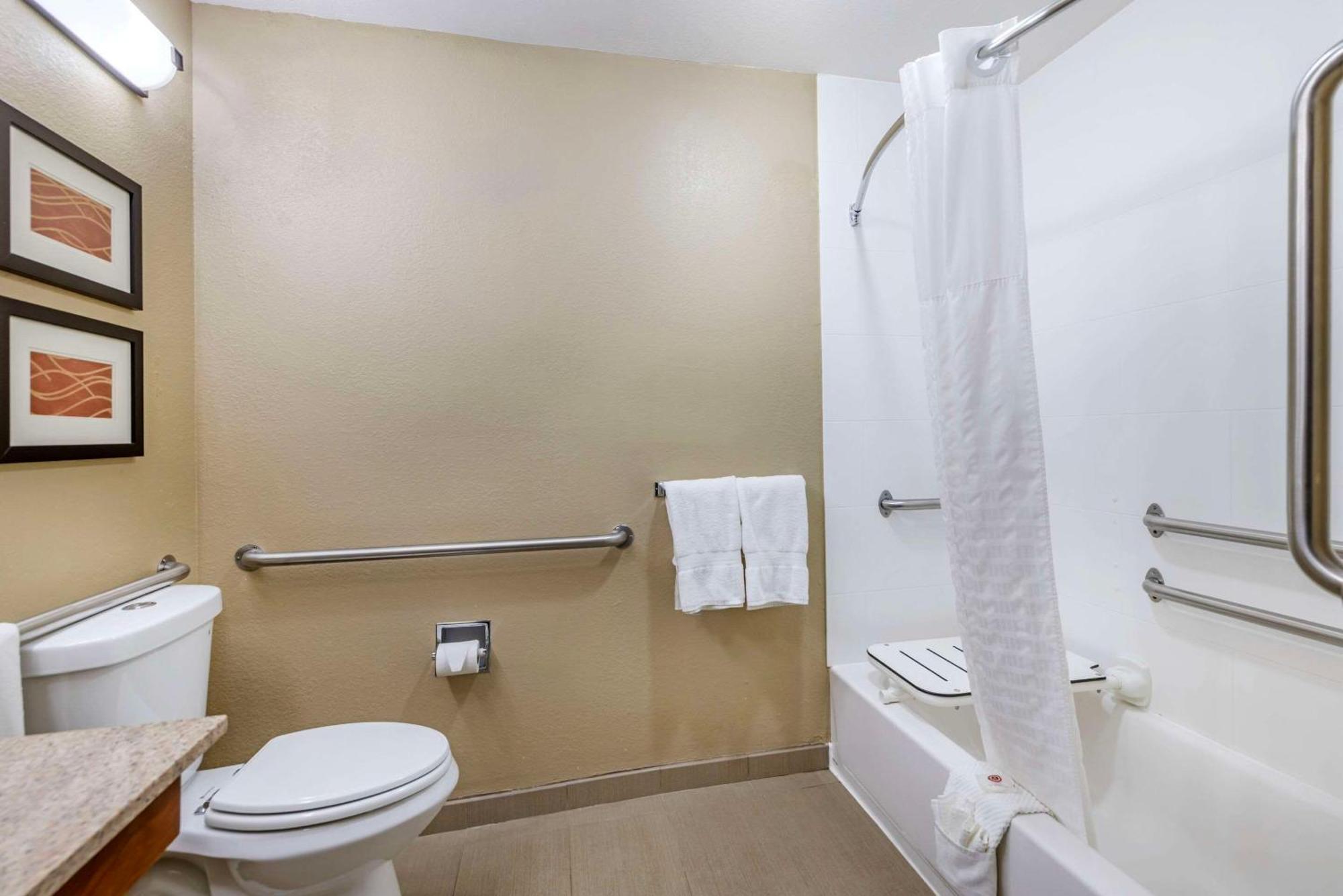 Comfort Inn Grain Valley Bagian luar foto