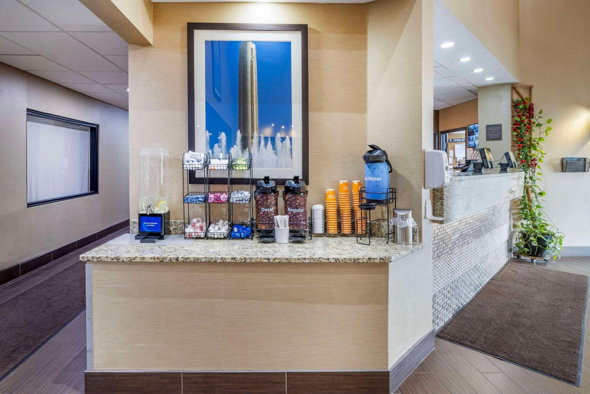 Comfort Inn Grain Valley Bagian luar foto