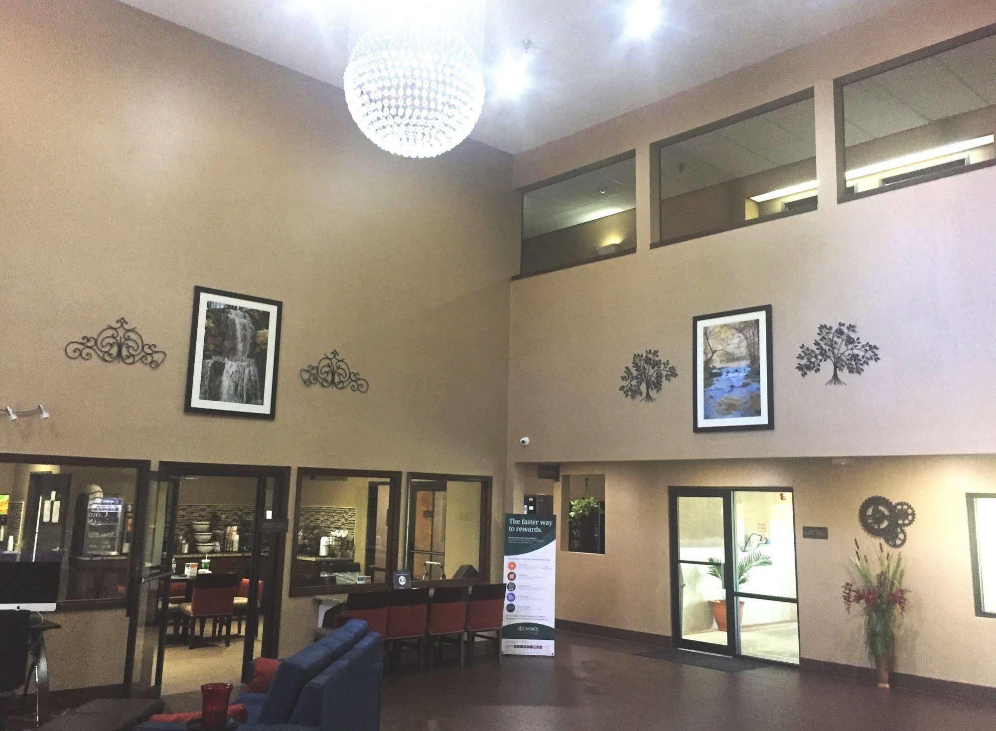 Comfort Inn Grain Valley Bagian luar foto