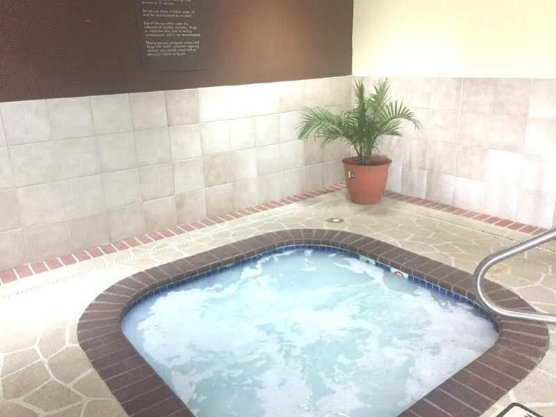 Comfort Inn Grain Valley Bagian luar foto